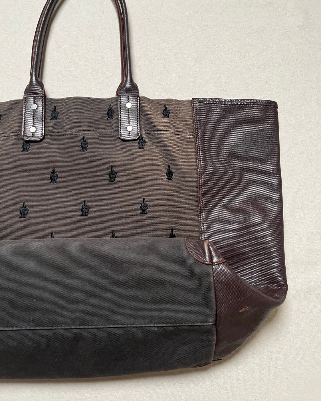 언더커버 13ss heaven 미들핑거 토트백 undercover 상품이미지5