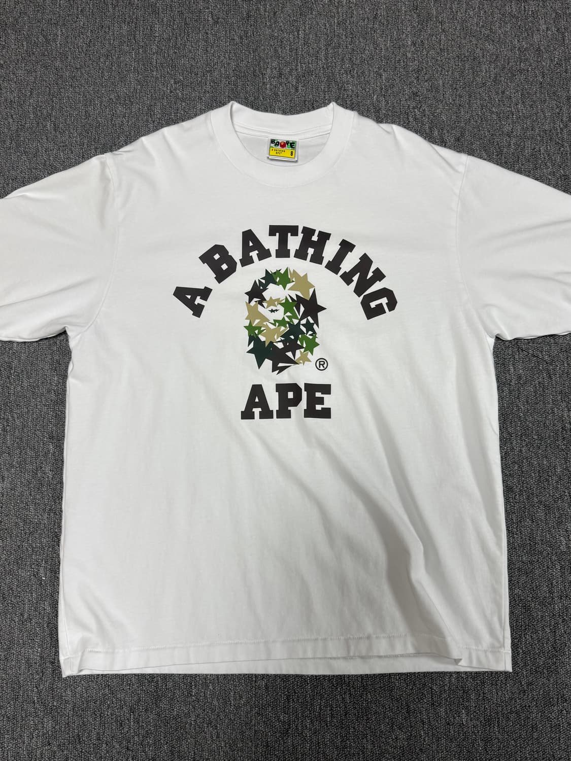 베이프 스타 컬리지 릴렉스드 핏 티셔츠 화이트 상품이미지1