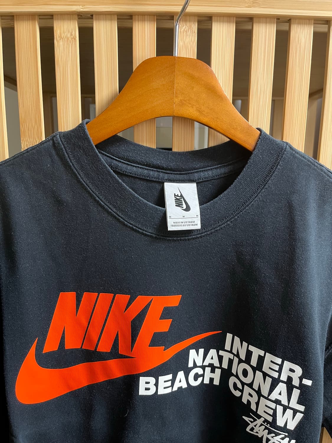 나이키 x 스투시 인터내셔널 비치 크루 티셔츠 상품이미지3