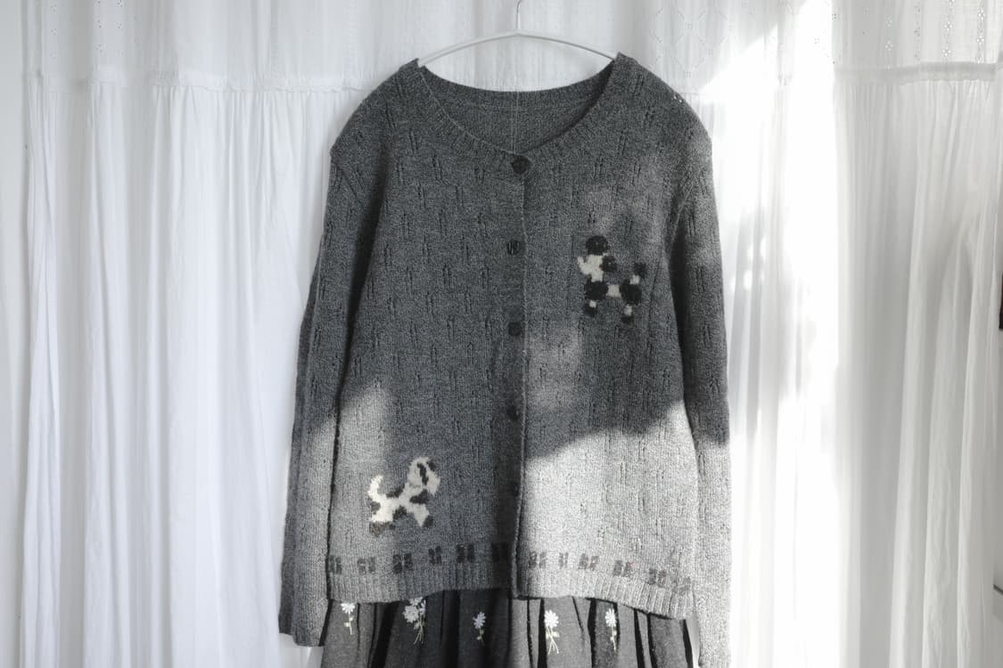 Dog punching cardigan 상품이미지1