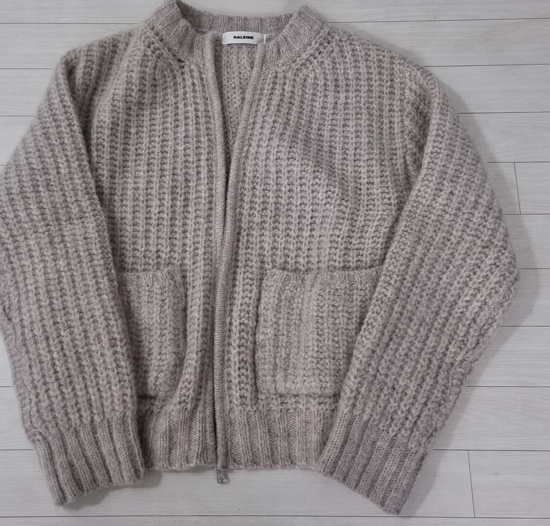 알렌느 알파카 청키 라운드 넥 집업 니트 가디건 오트밀 그레이 상품이미지1