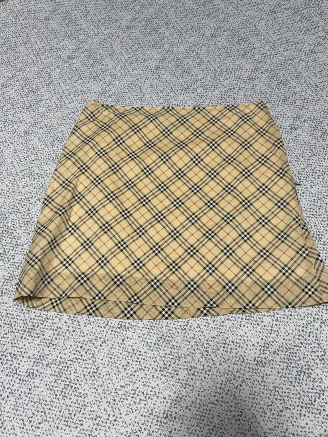 버버리 스커트 상품이미지1