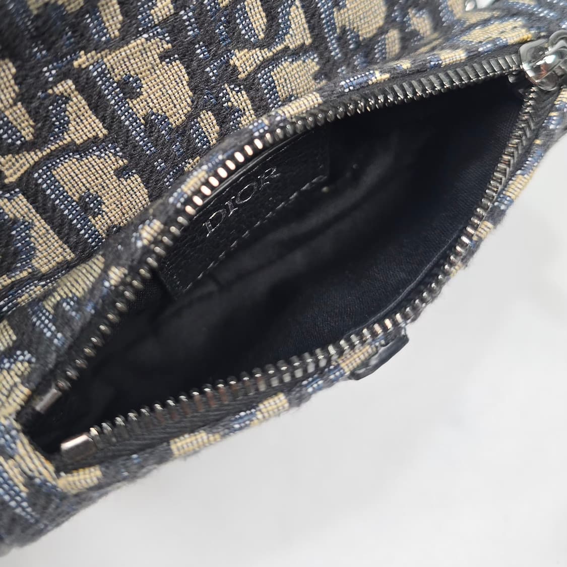 디올 오블리크 새들 벨트백 ( 나노 )  상품이미지9