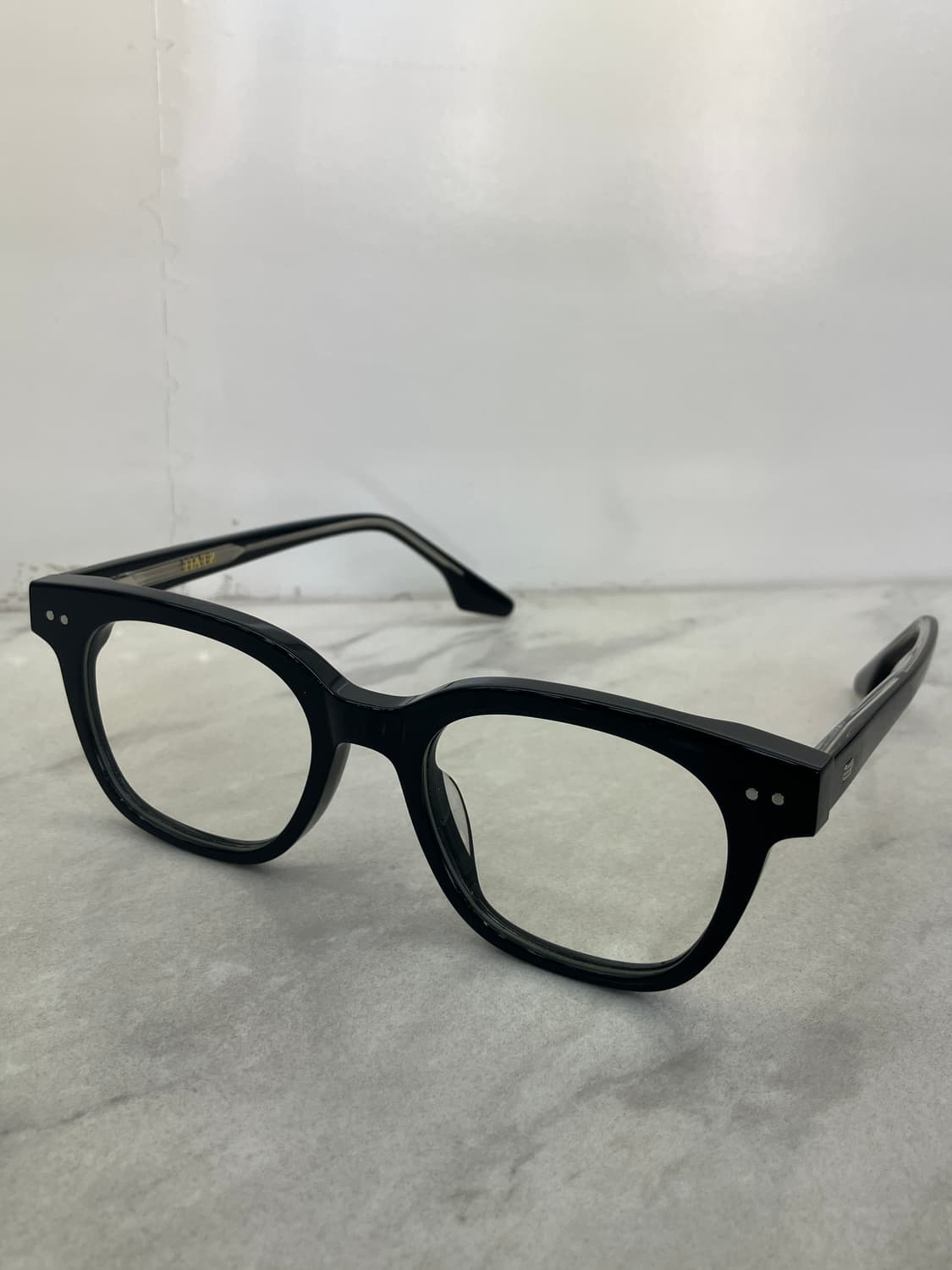 하츠 Hatz 블랙 웰링턴 메탈렉 뿔테 안경 상품이미지9