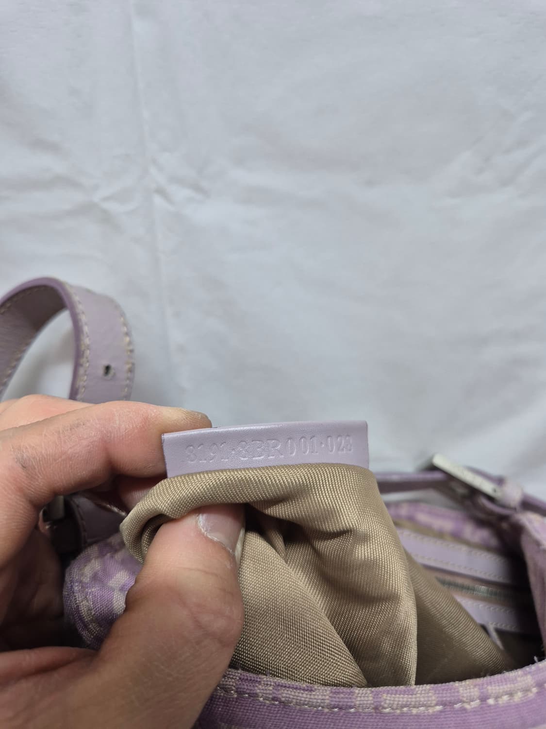 펜디 핑크 바게트백 상품이미지9