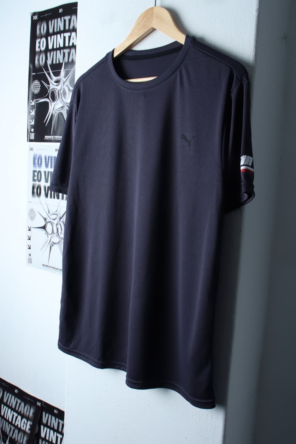 (L-XL) 퓨마 반팔 티셔츠 기능성 차콜 스몰로고-H30783 상품이미지1