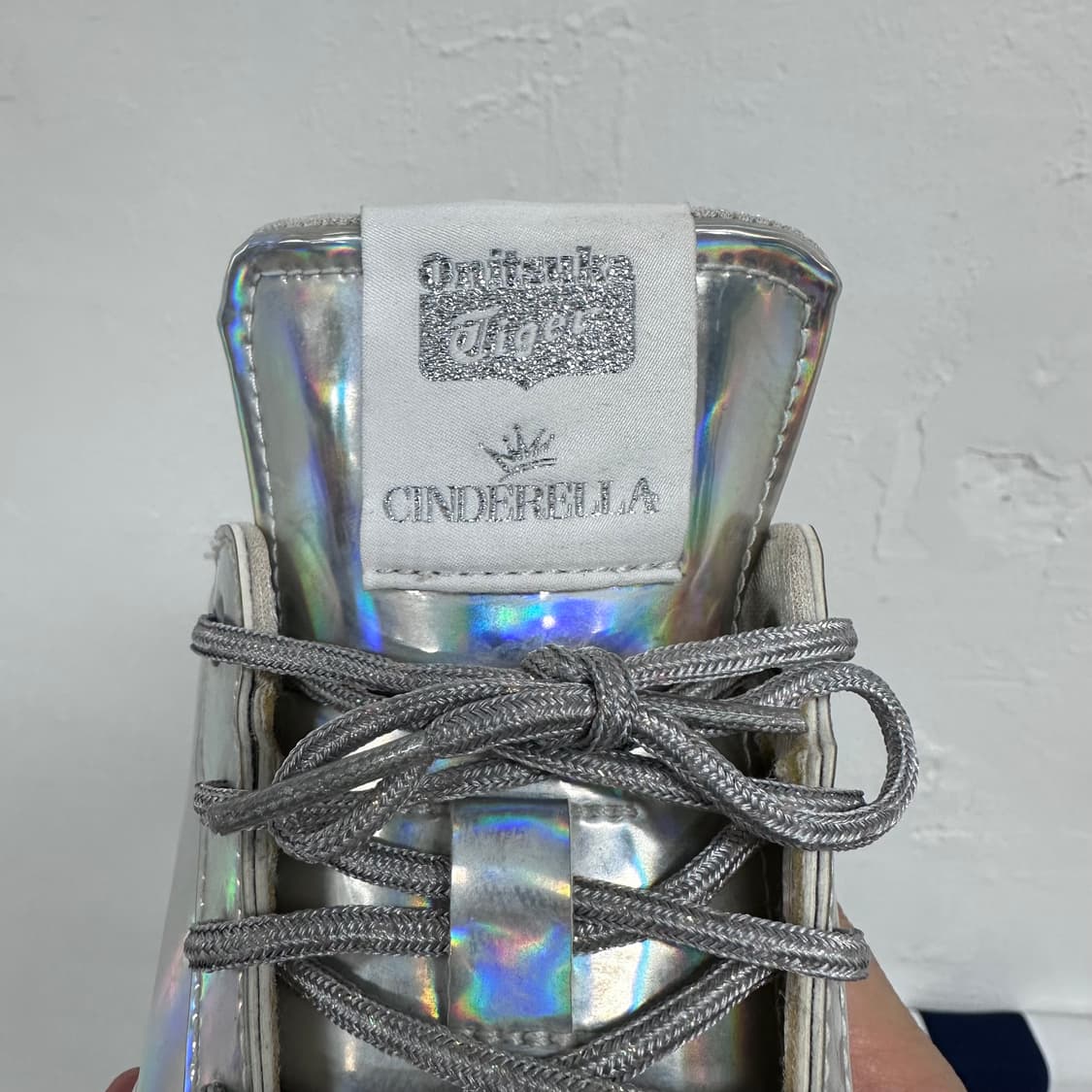 오니츠카타이거 x 신데렐라 오로라 홀로그램 스니커즈 운동화 250 상품이미지8
