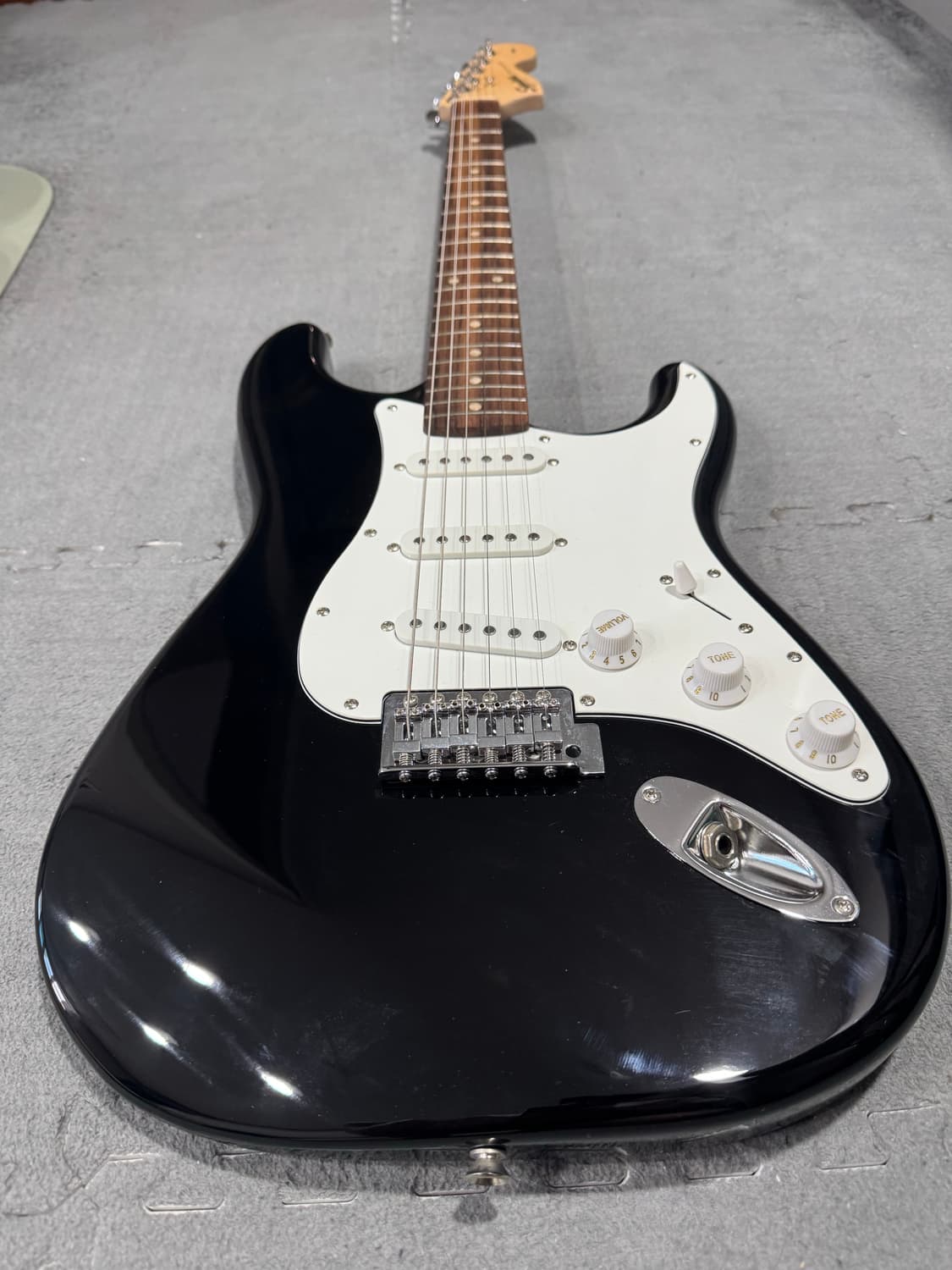 스콰이어 스트라토캐스터 블랙 일렉기타 상품이미지3