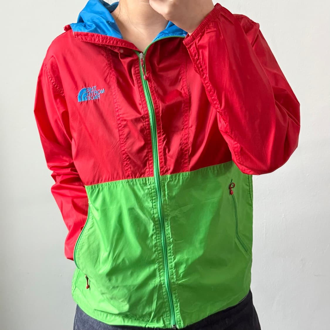 [M] 노스페이스 레드그린 배색 바람막이 상품이미지2