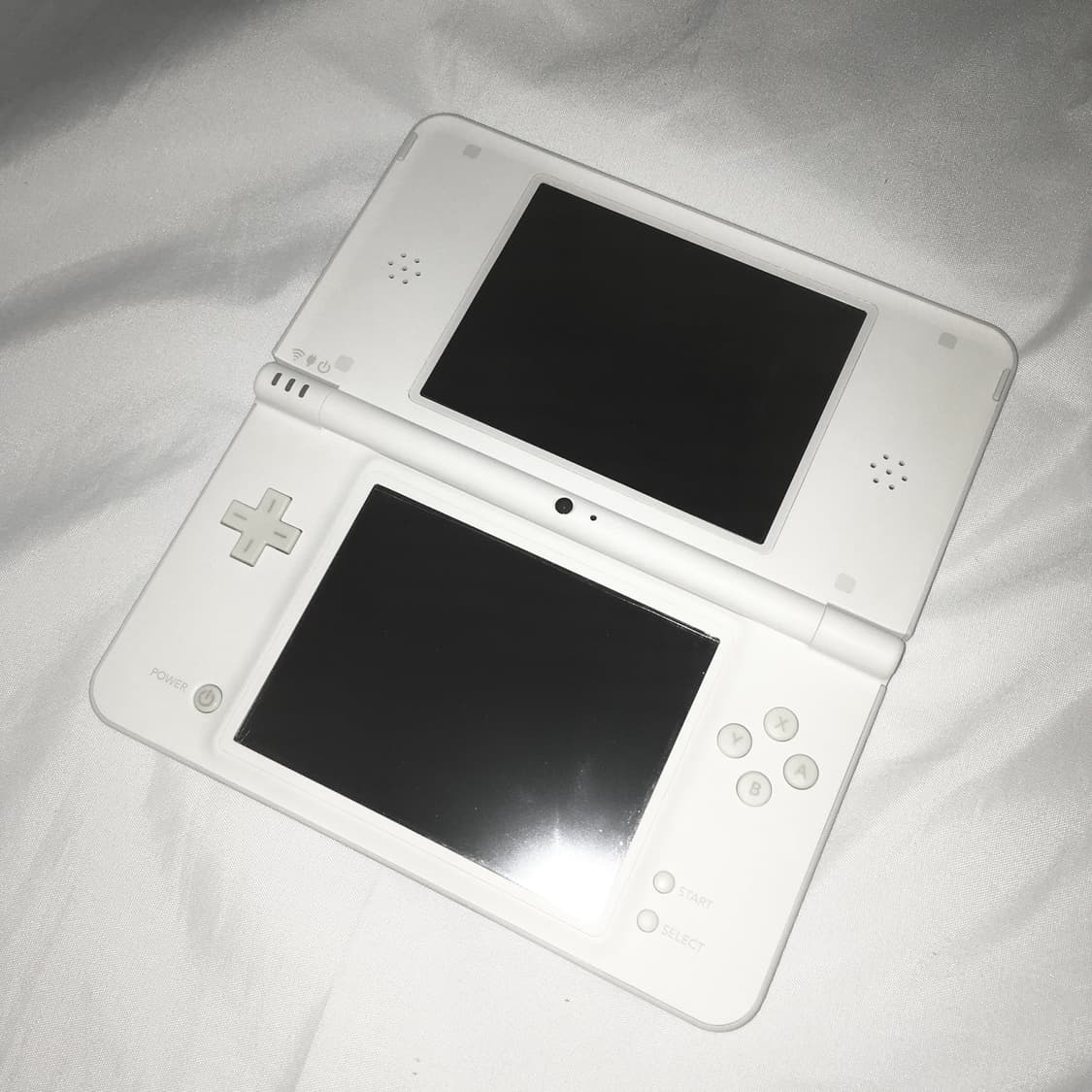 닌텐도 DSi LL 화이트 상품이미지4