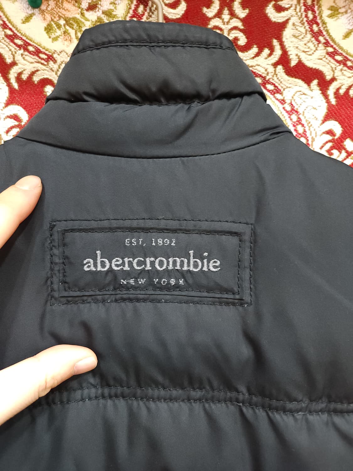 아베크롬비 캠쉘 오리털 패딩조끼

 상품이미지7