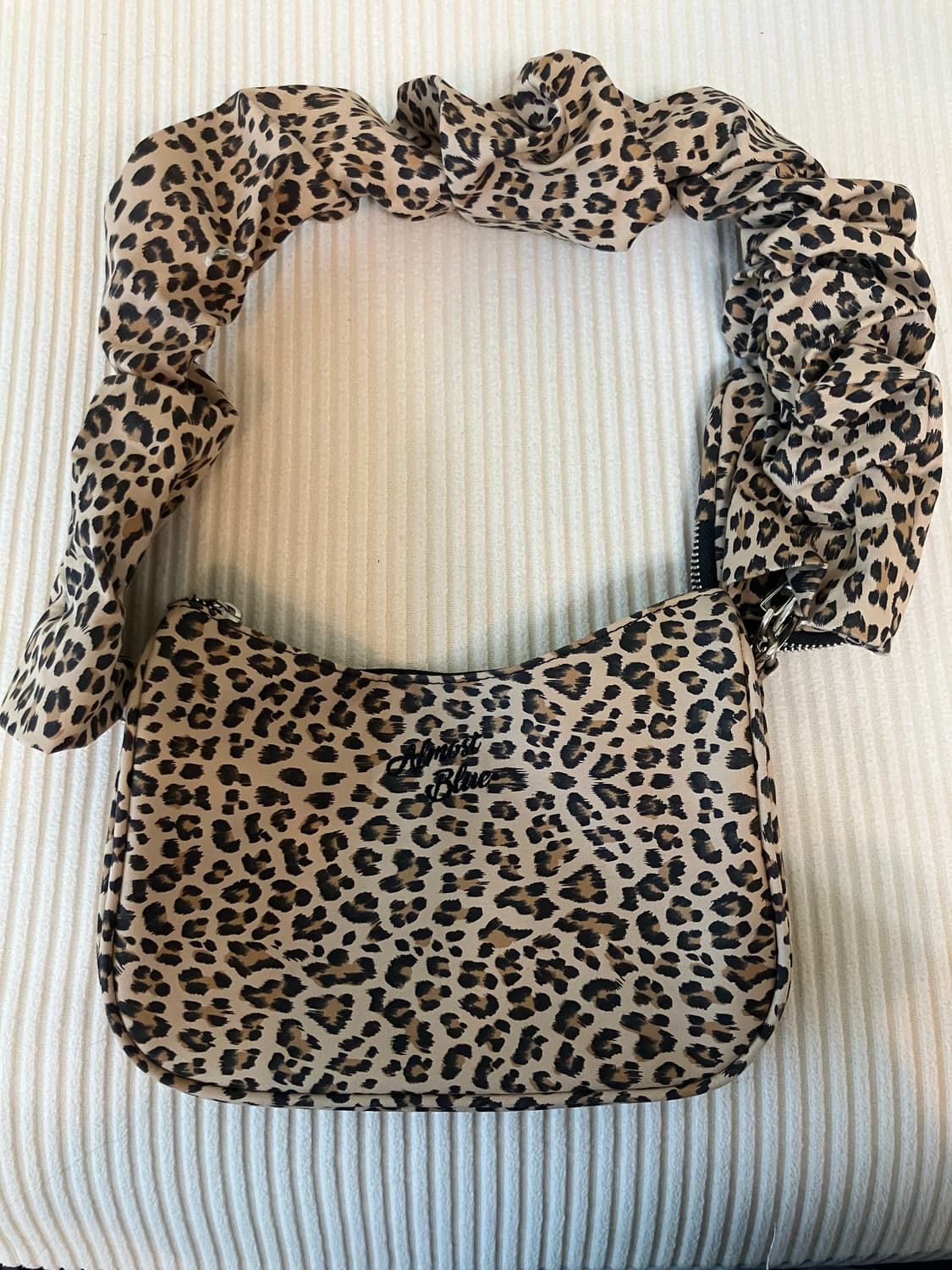 호피 숄더백 상품이미지1