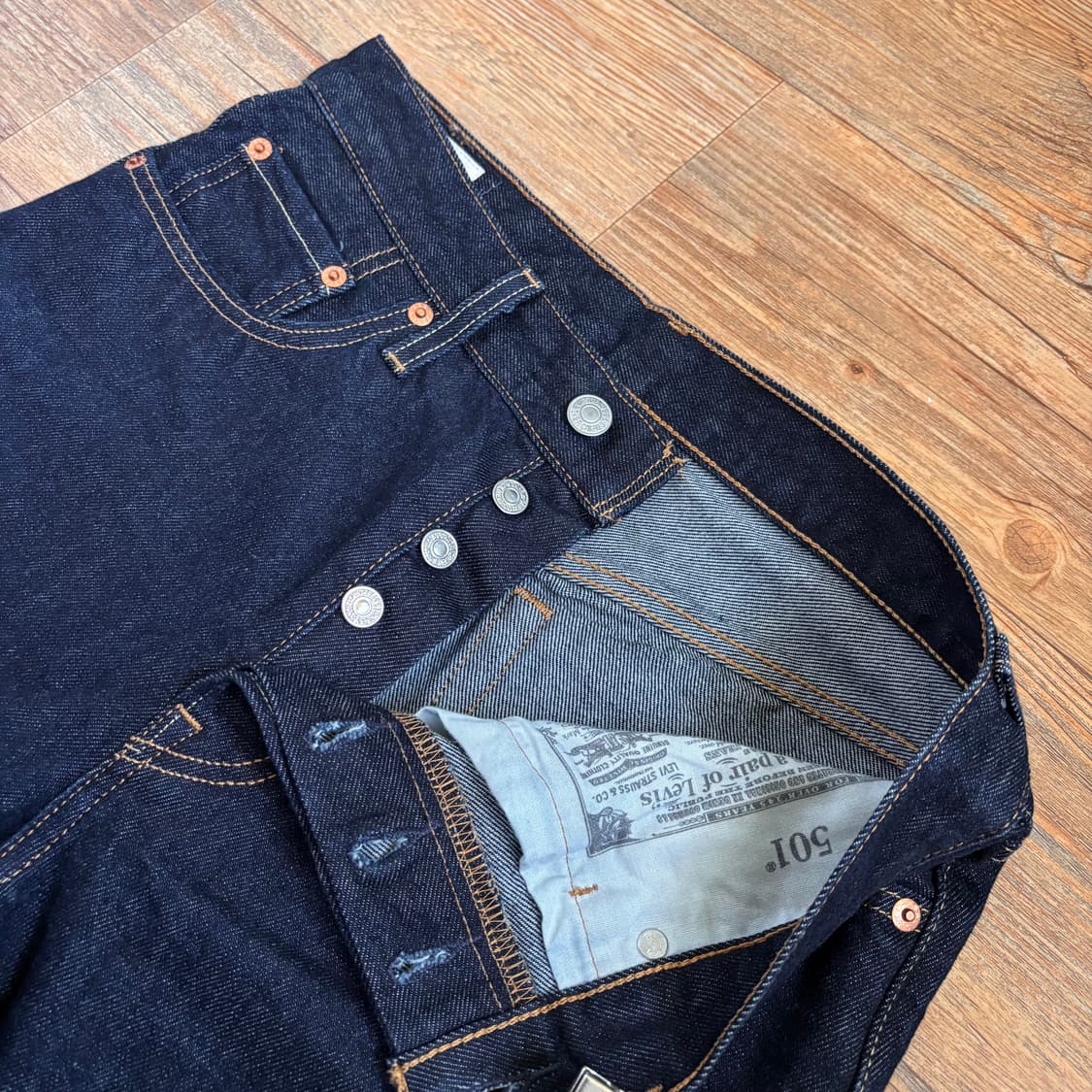 리바이스 501 청바지 진청 데님 28 오리지널 레드탭 프리미엄 상품이미지2