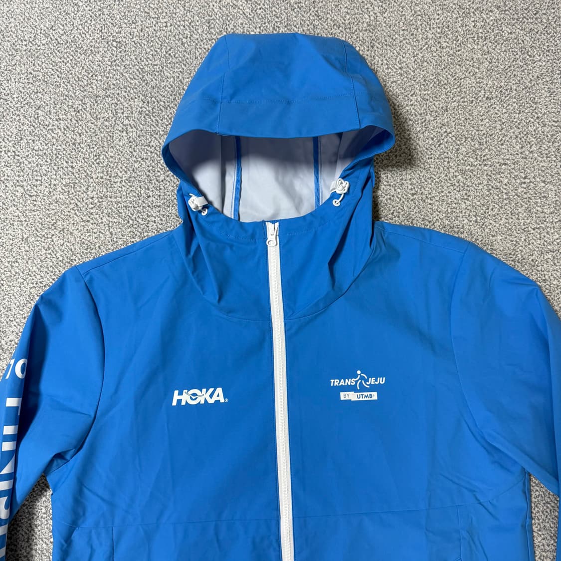 Hoka 호카 트레일러닝 UTMB 피니셔 바람막이 상품이미지4