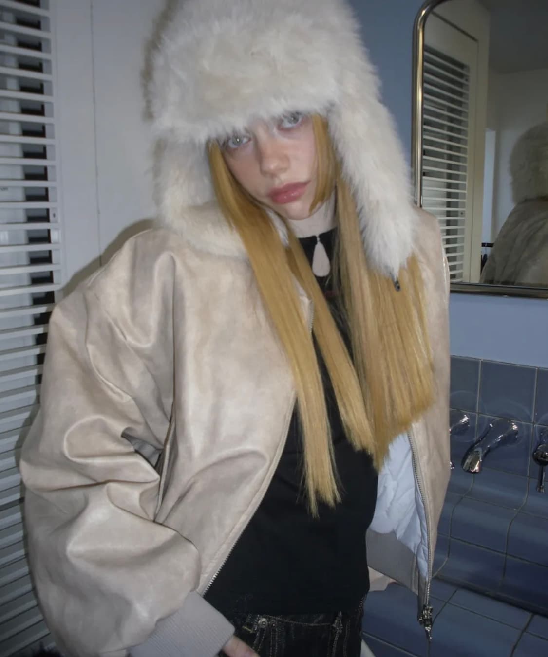 팬시클럽 퀄팅 리버시블 엠보 점퍼 IVORY 아이보리 상품이미지2