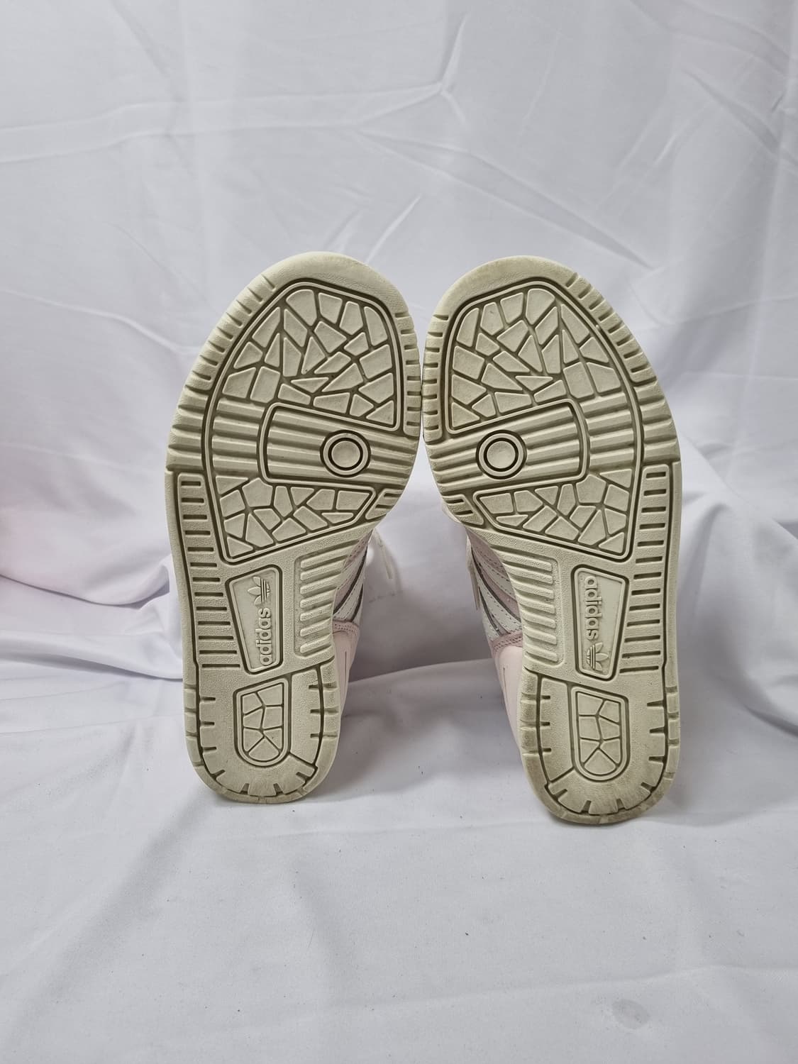 235 아디다스 라이벌리 로우 핑크 스니커즈 상품이미지2