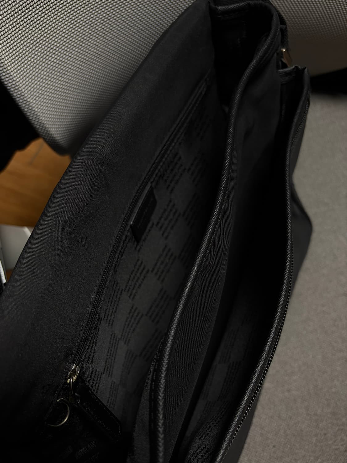 몽블랑 사토리얼 제트 플랩 메신저백 상품이미지6