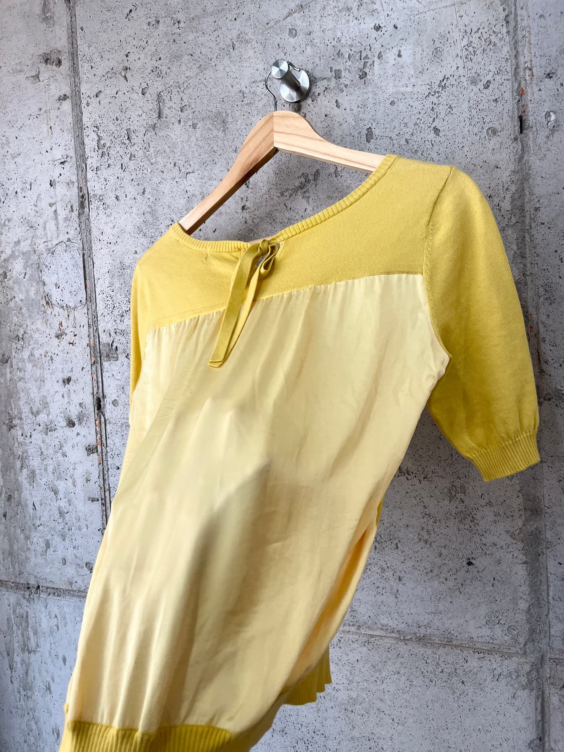 Burberry 버버리 로고 탑 옐로우 상품이미지9