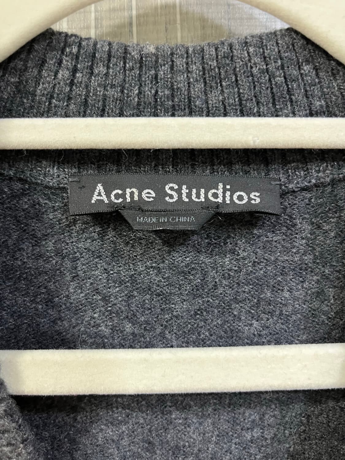 아크네스튜디오 그레이 가디건 상품이미지2