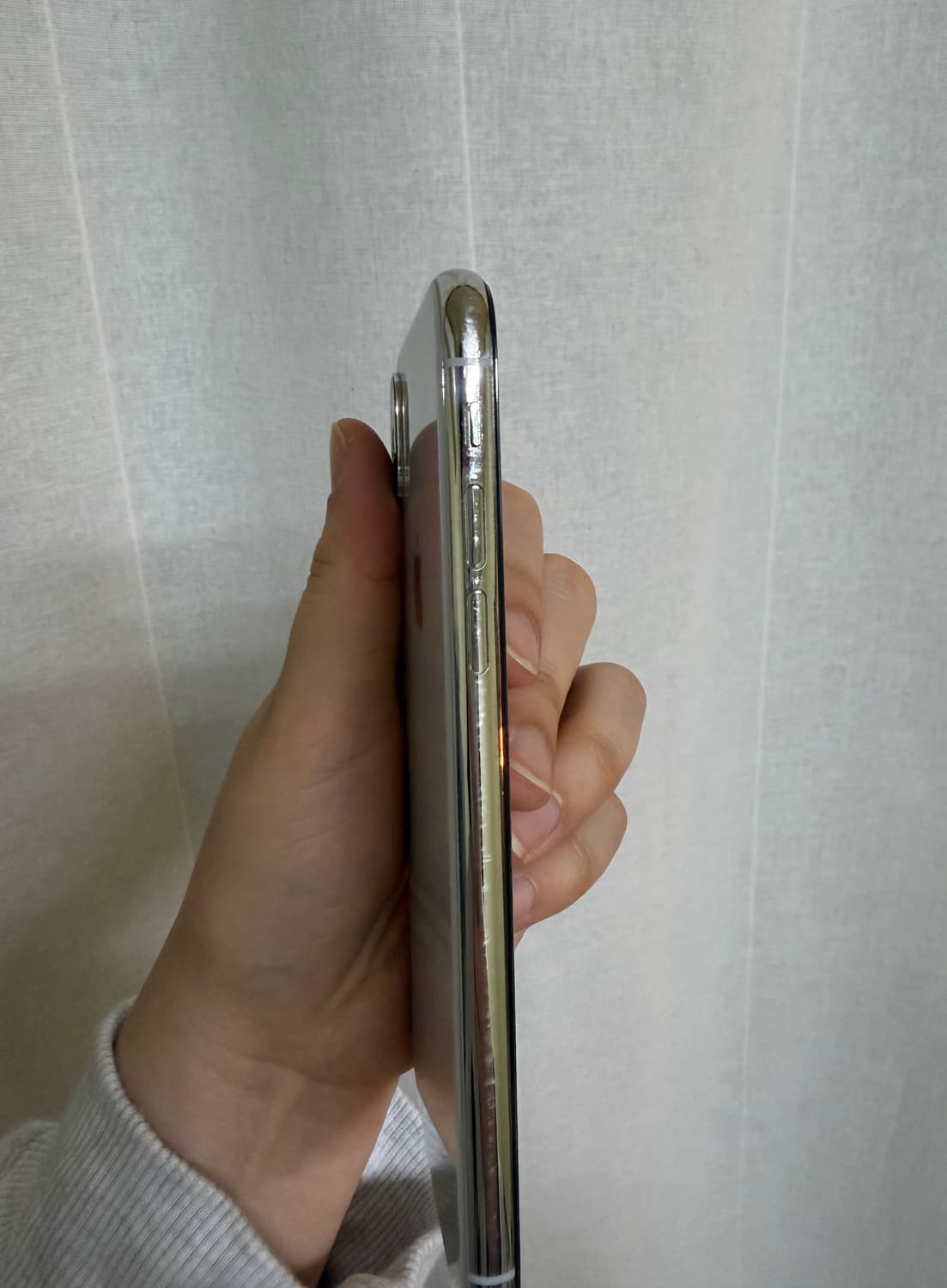 아이폰xs 실버 64GB 상품이미지3