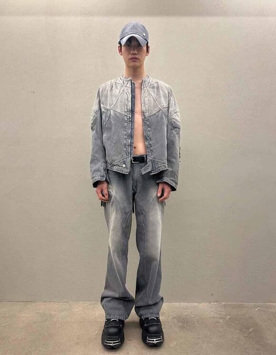 코스트 퍼 킬로 풀백 데님 ice grey 상품이미지1