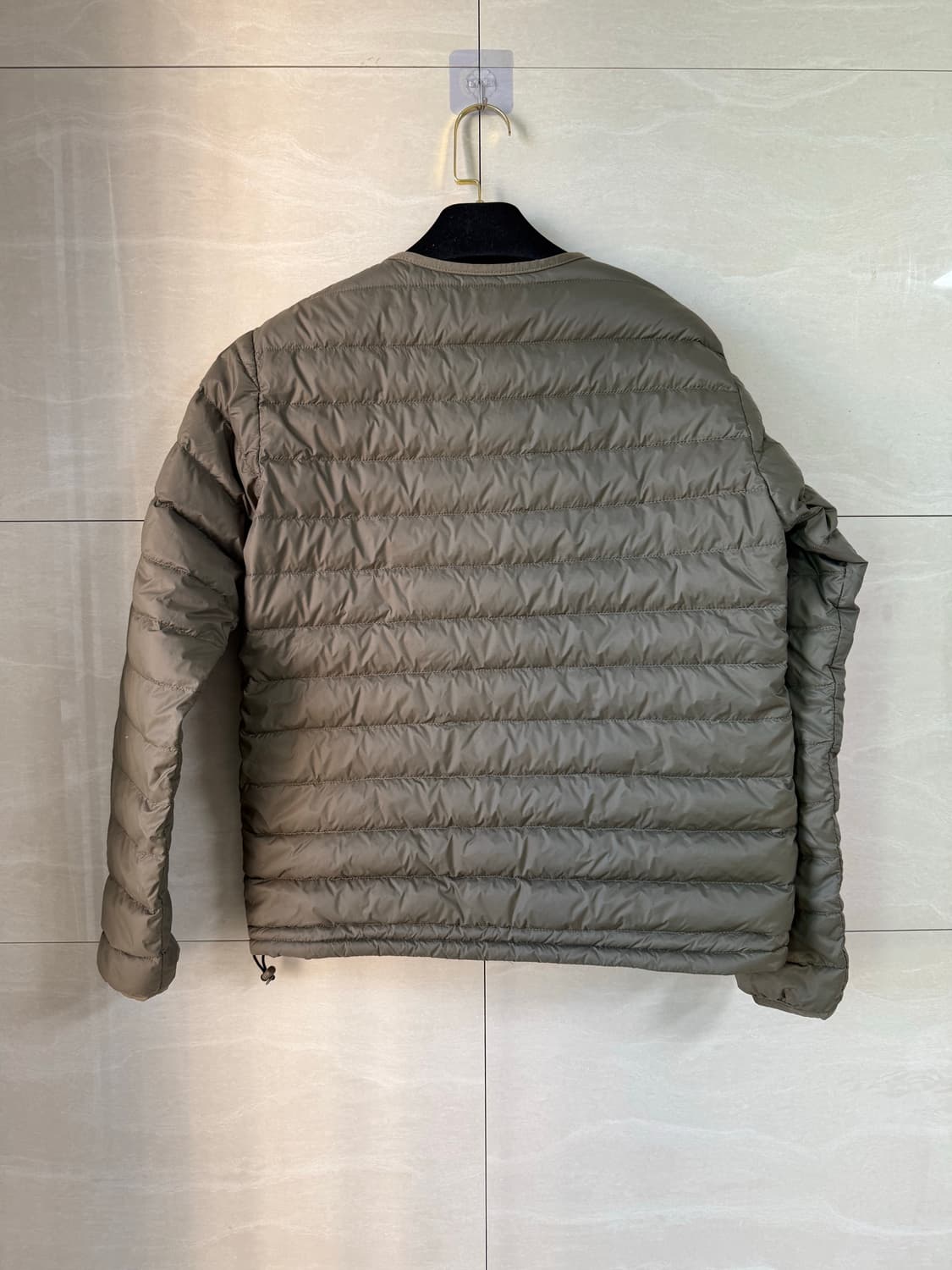 단톤 경량패딩 사이즈40 남녀공용 상품이미지4