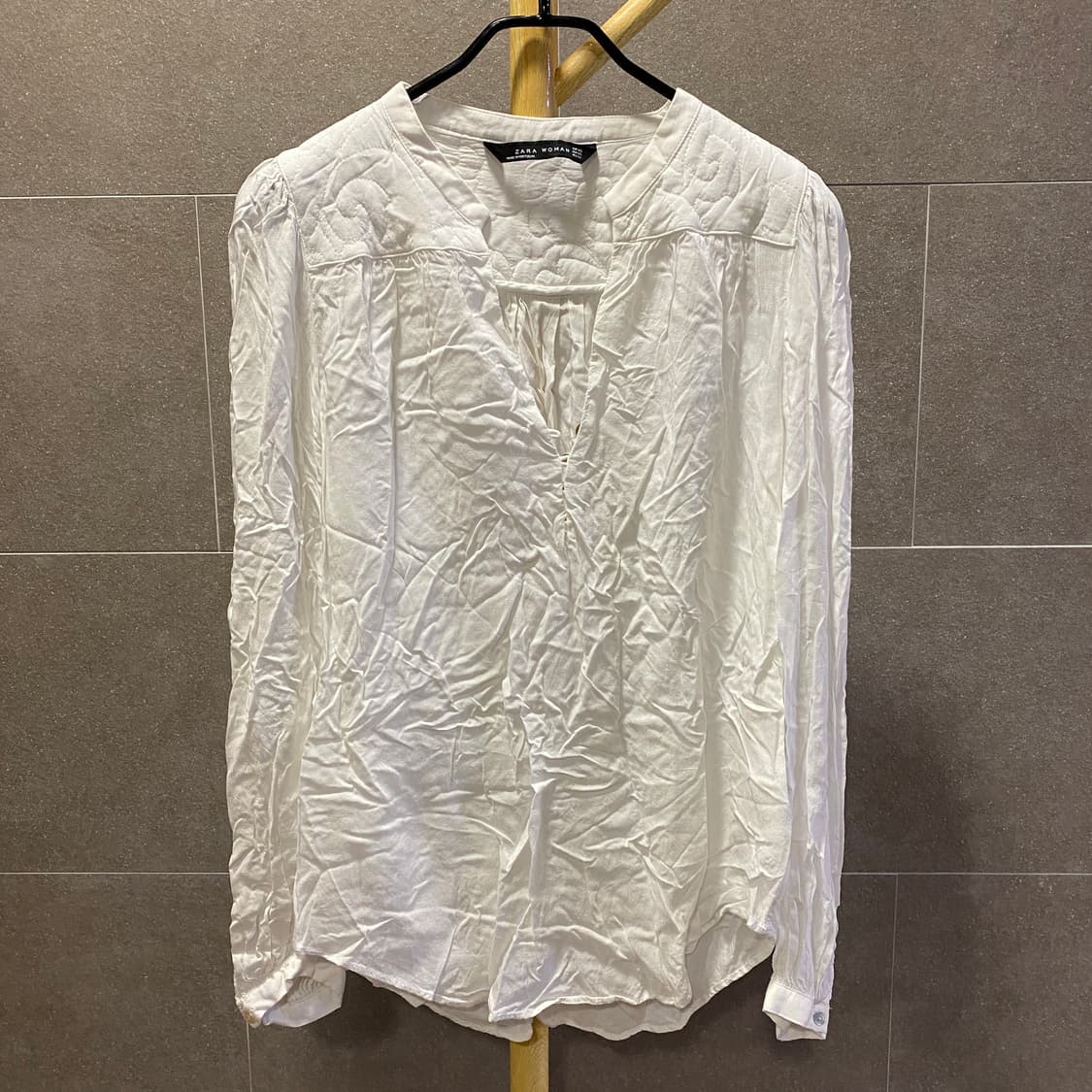 [새상품] ZARA 자라 화이트 블라우스 상품이미지1