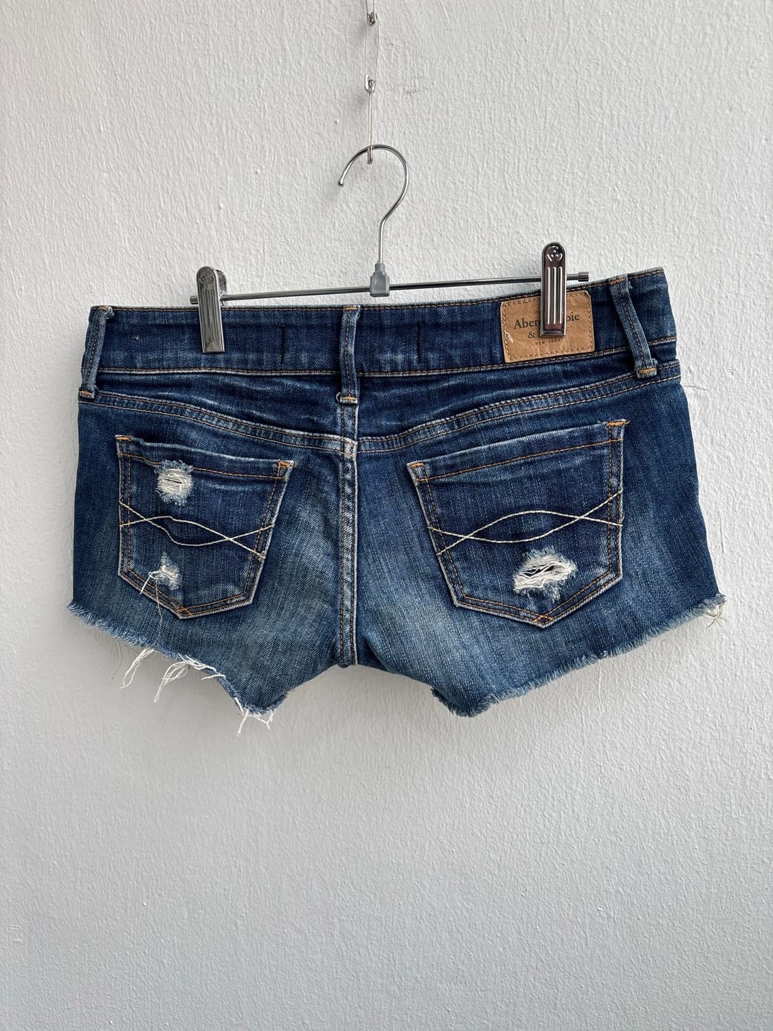Abercrombie Washed Denim Shorts 상품이미지3