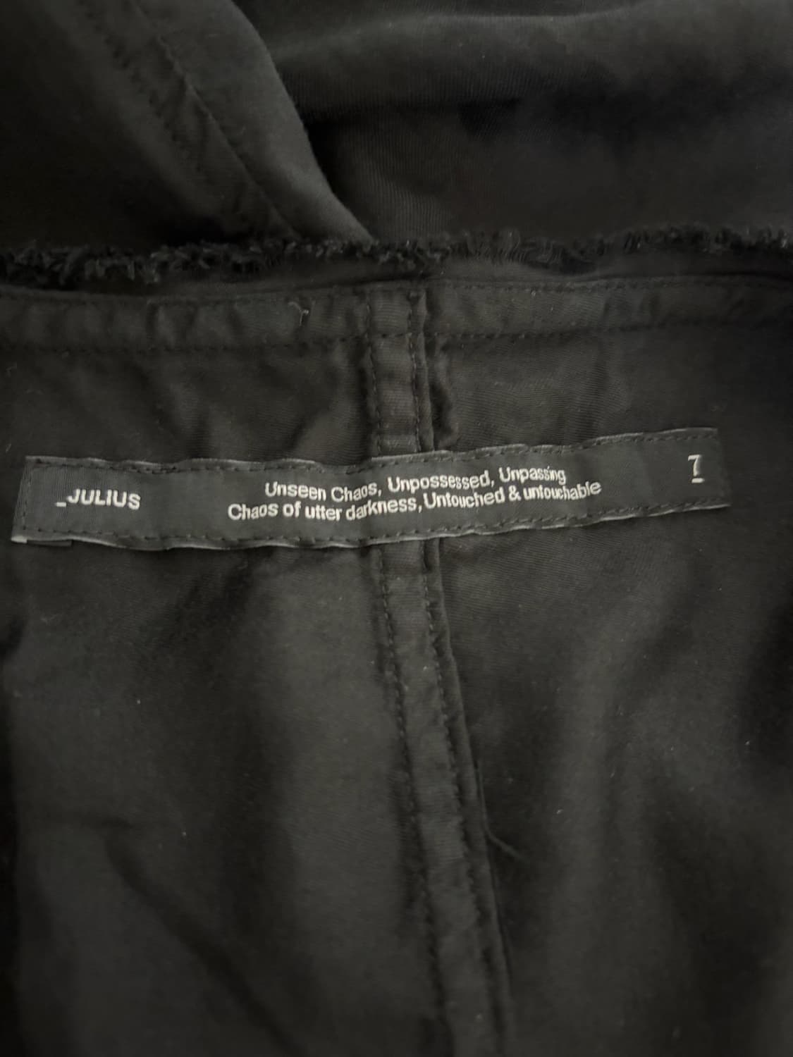 [Julius] 907SHM5 Black/Umbra Drape Tunic 상품이미지4