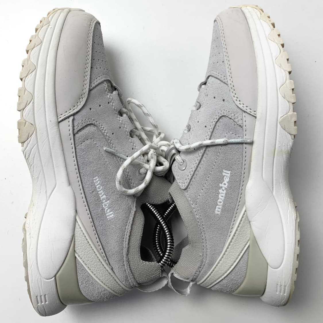 [230/정품] 몽벨 스웨이드 여성 트레킹화 운동화 신발
 상품이미지3