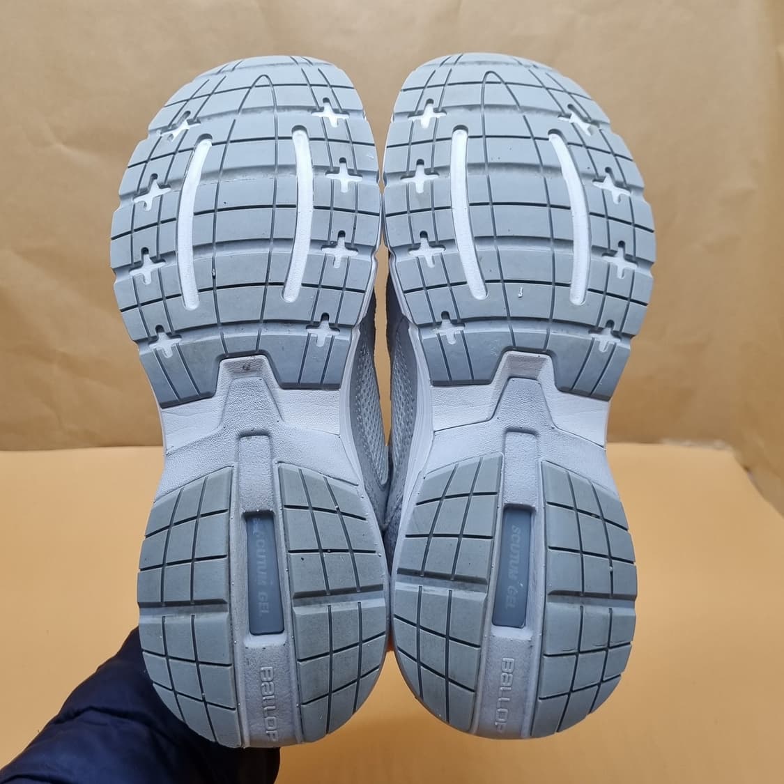 벨롭 플렉스 젤 운동화250. 상품이미지3