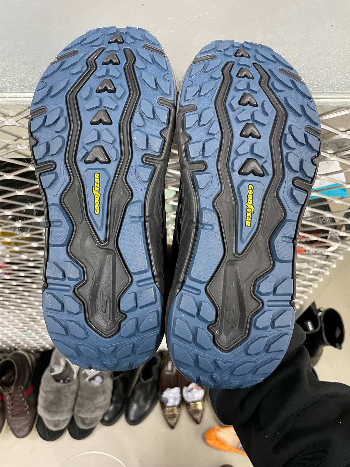 스케쳐스 맥스쿠셔닝 트레일 265 상품이미지6