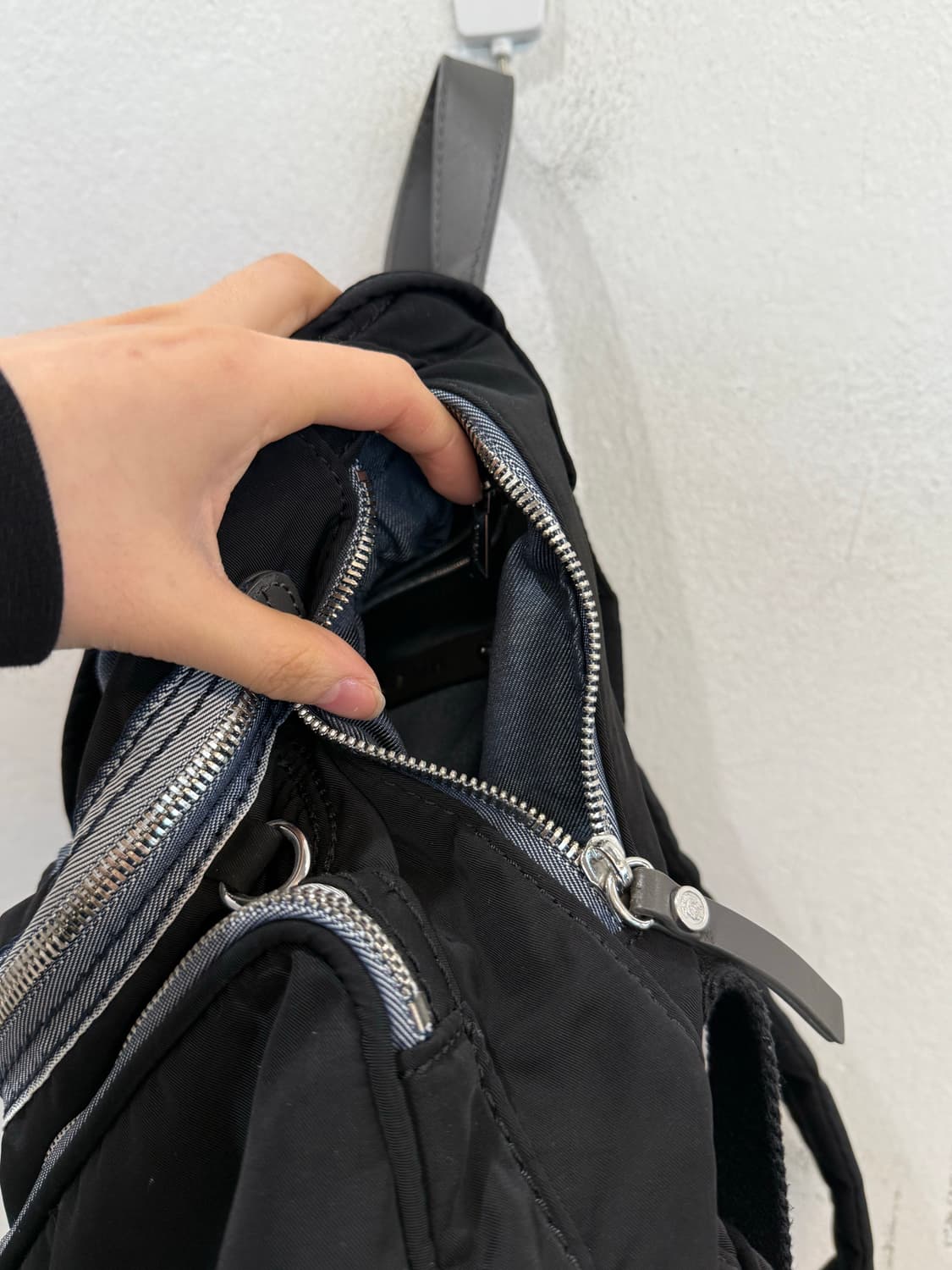 Diesel multi pocket nylon backpack  상품이미지7