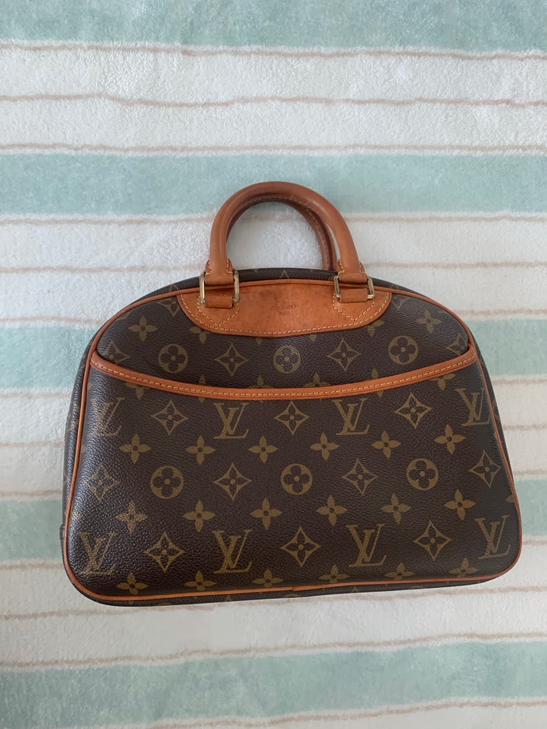 루이비통 볼링백 트루빌 pm 가방 상품이미지2