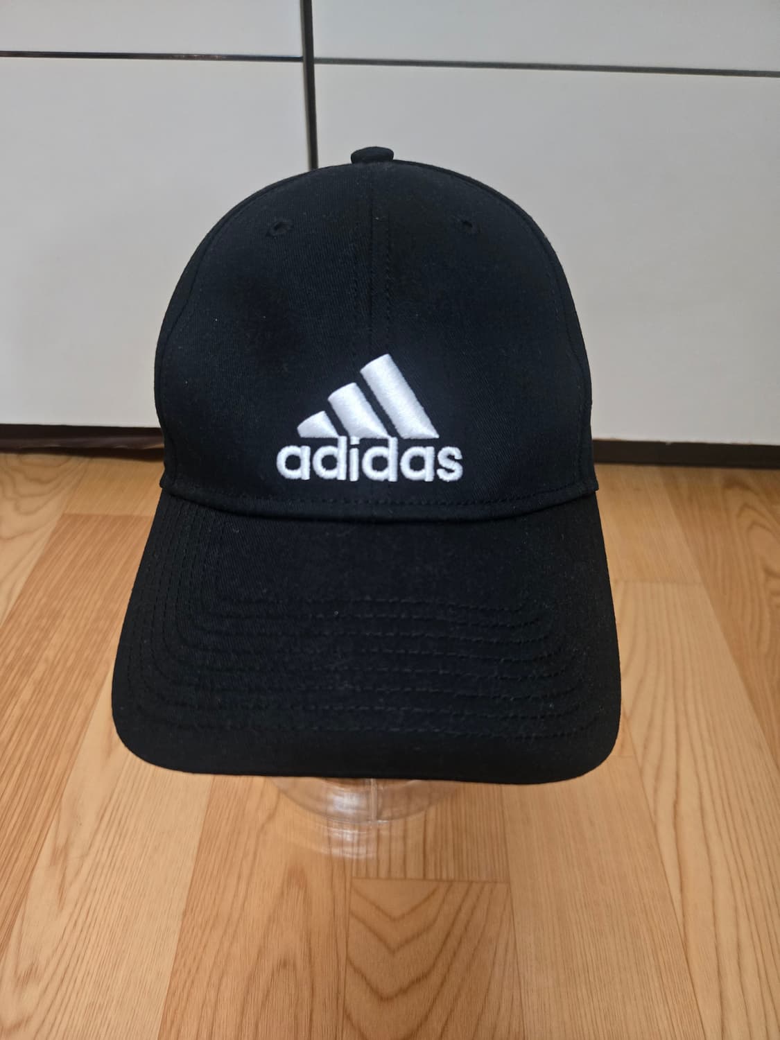 아디다스 정품 자수로고 블랙 볼캡 상품이미지1