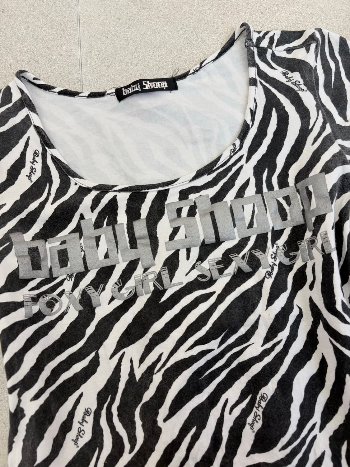 지브라 레터링 반팔 상품이미지2