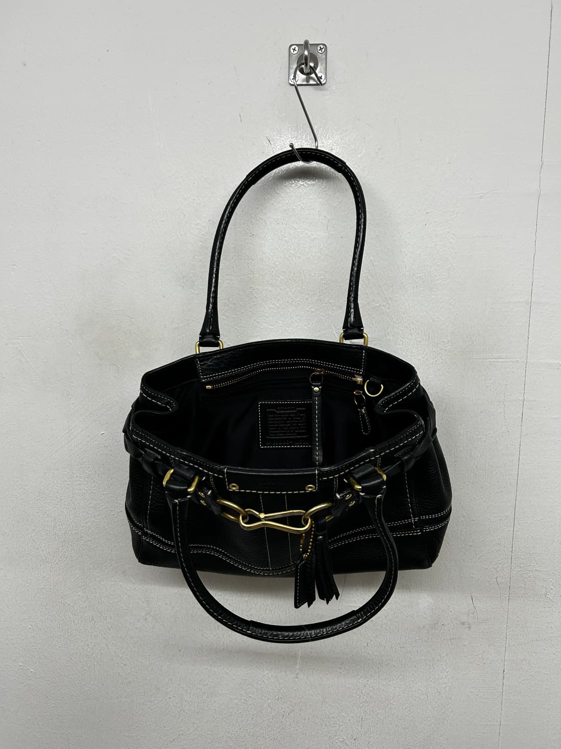 빈티지 코치 블랙 레더 숄더백 상품이미지4