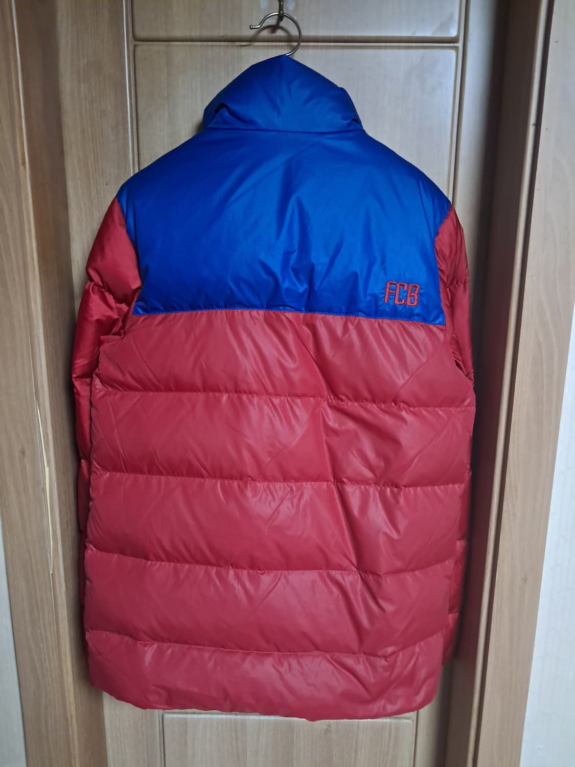 나이키 바르셀로나 패딩  상품이미지2