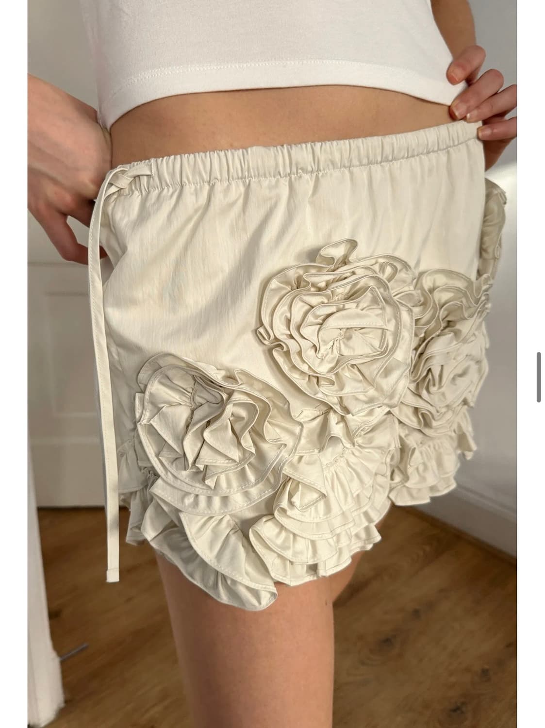 SINOON(시눈) Rose Frill Mini Skirt 상품이미지1