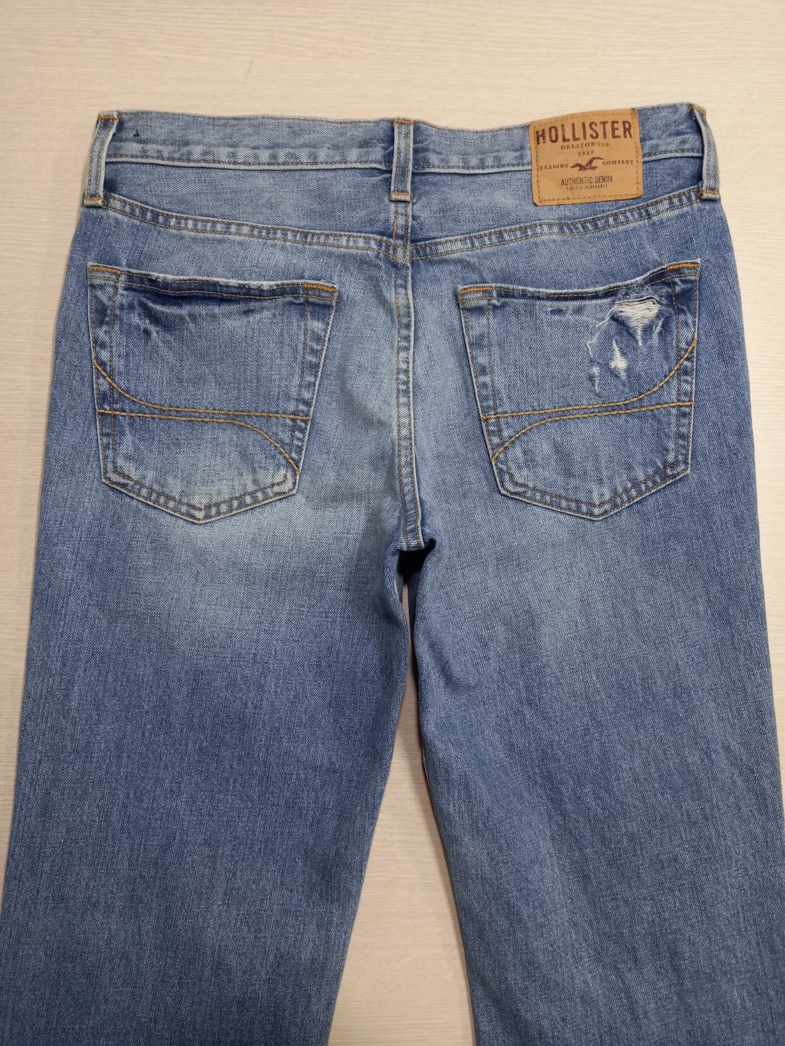 31 HOLLISTER 데미지워싱 일자 크롭진 31-502 상품이미지4