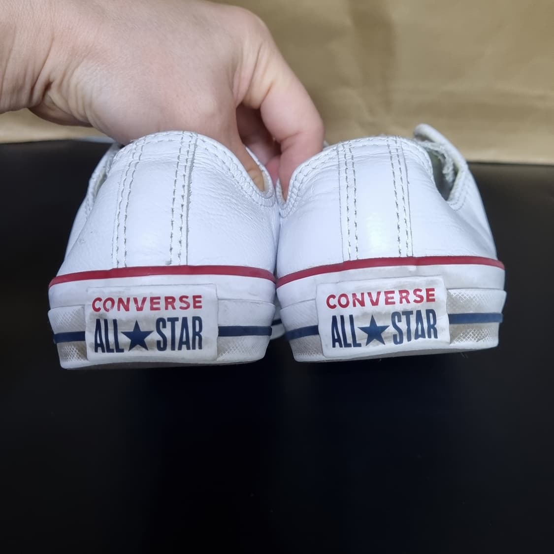 컨버스 클래식 레더 화이트 스니커즈250 상품이미지4