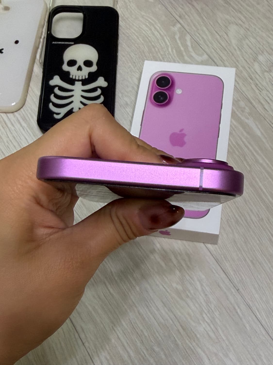 아이폰16 핑크 256GB + 정품케이스 상품이미지3