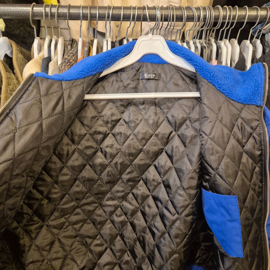 FREE(착샷잇음) 코발트블루 누빔 블루종점퍼  상품이미지6