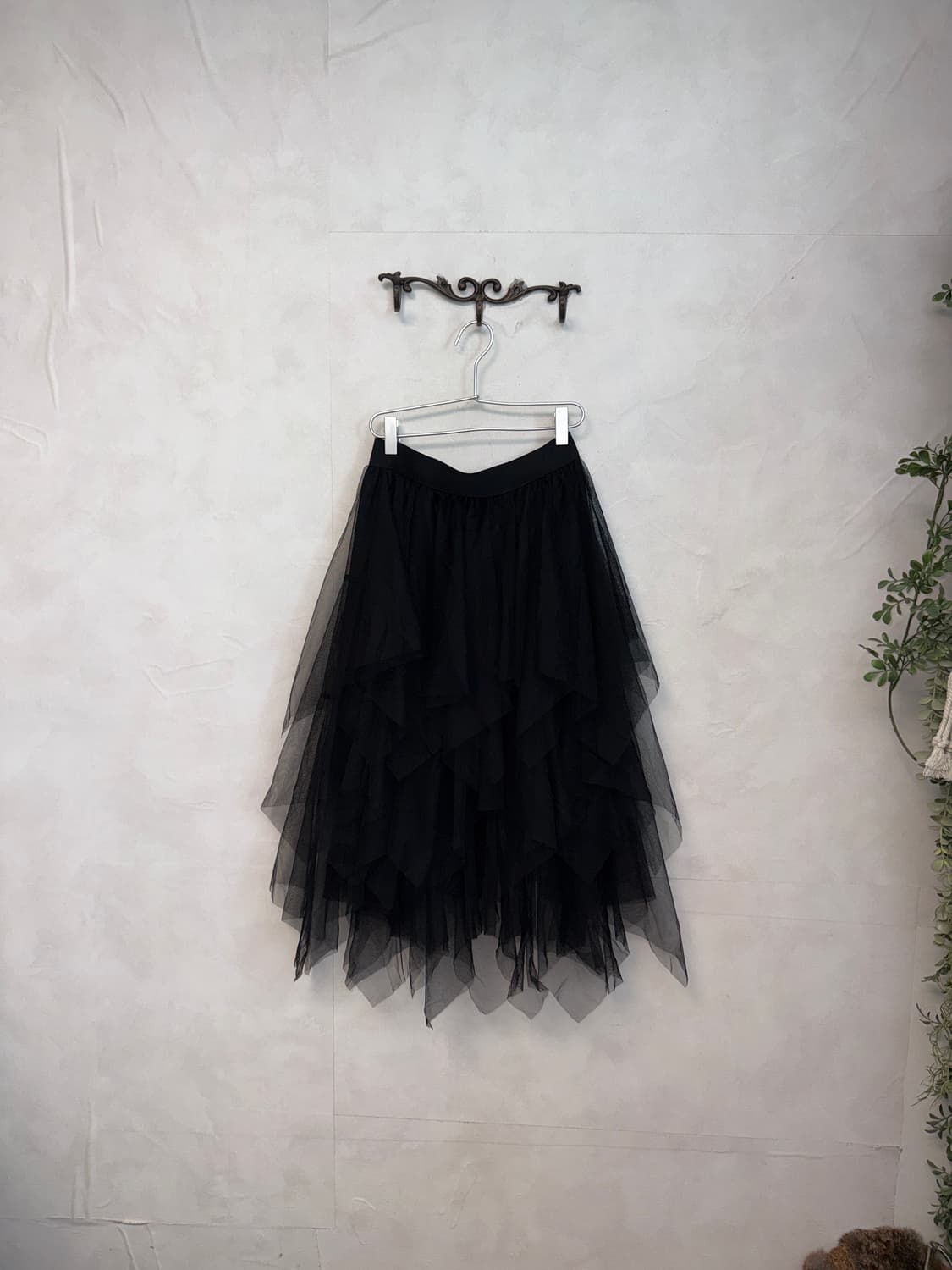 Black mesh layered unbalanced sha skirt 상품이미지1