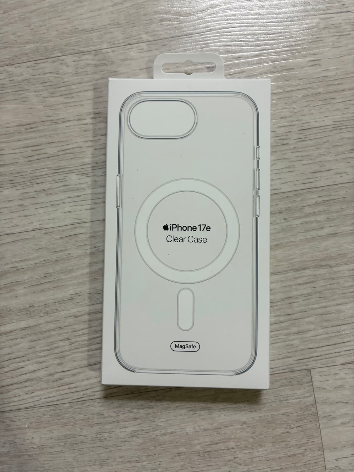 아이폰16e, 17e 정품 투명 케이스 미개봉 상품이미지1