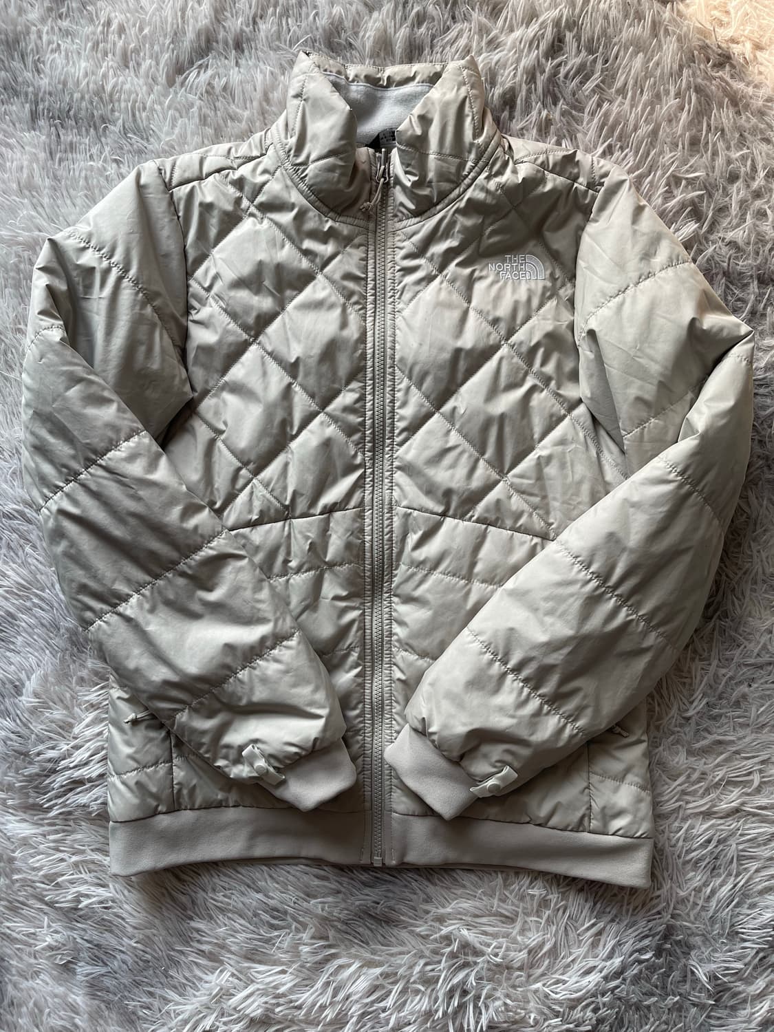 노스페이스 다이아몬드 퀼팅 자켓 아이보리 상품이미지1