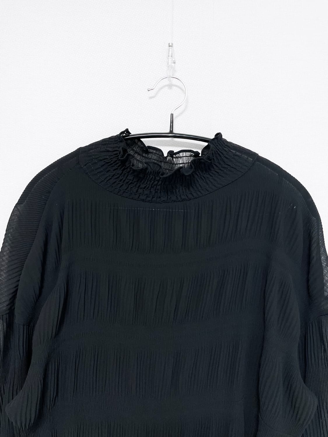 Chiffon Shirring Blouse - Black 상품이미지5