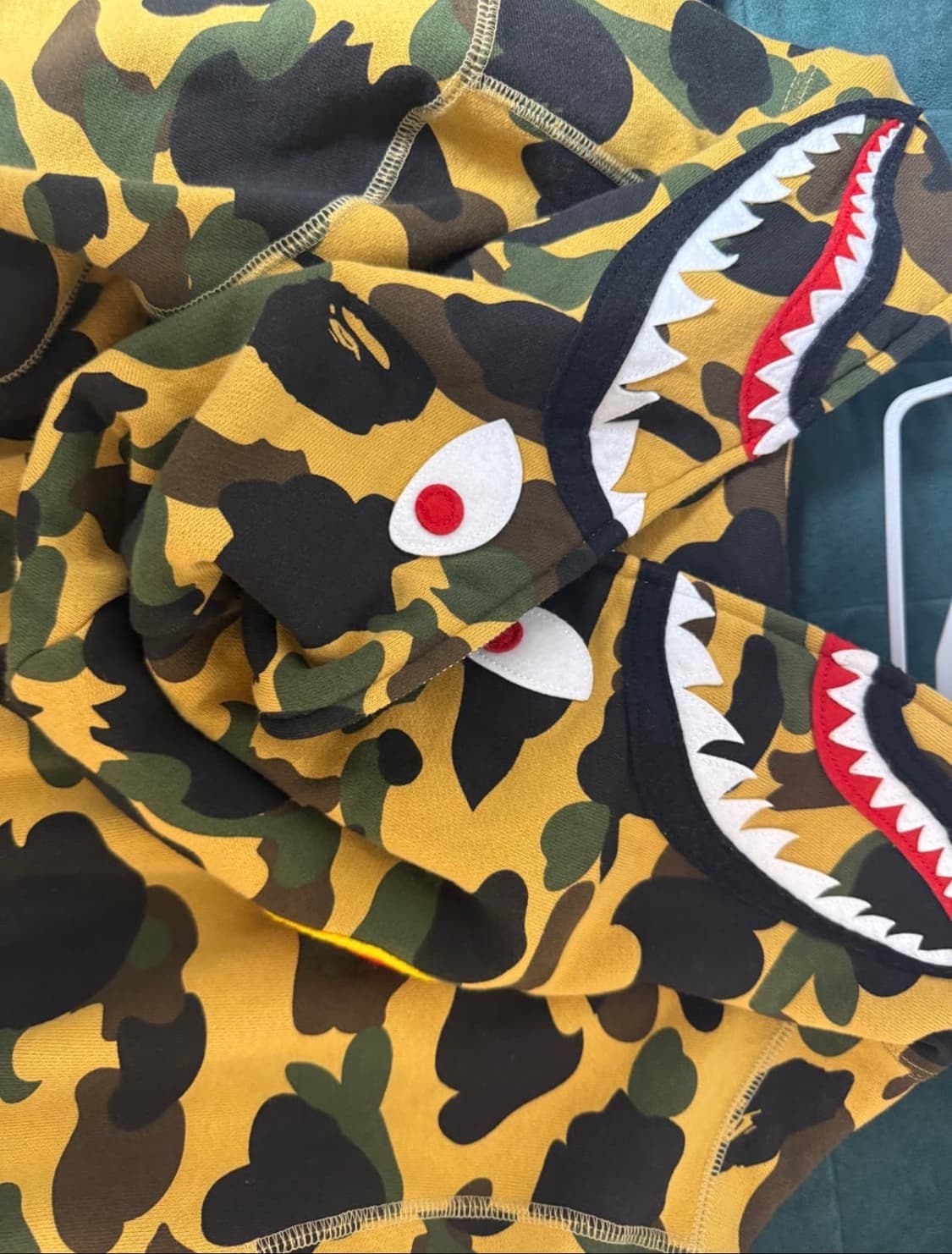 베이프 퍼스트 카모 샤크 풀 집 후드 옐로우 (m) 상품이미지5