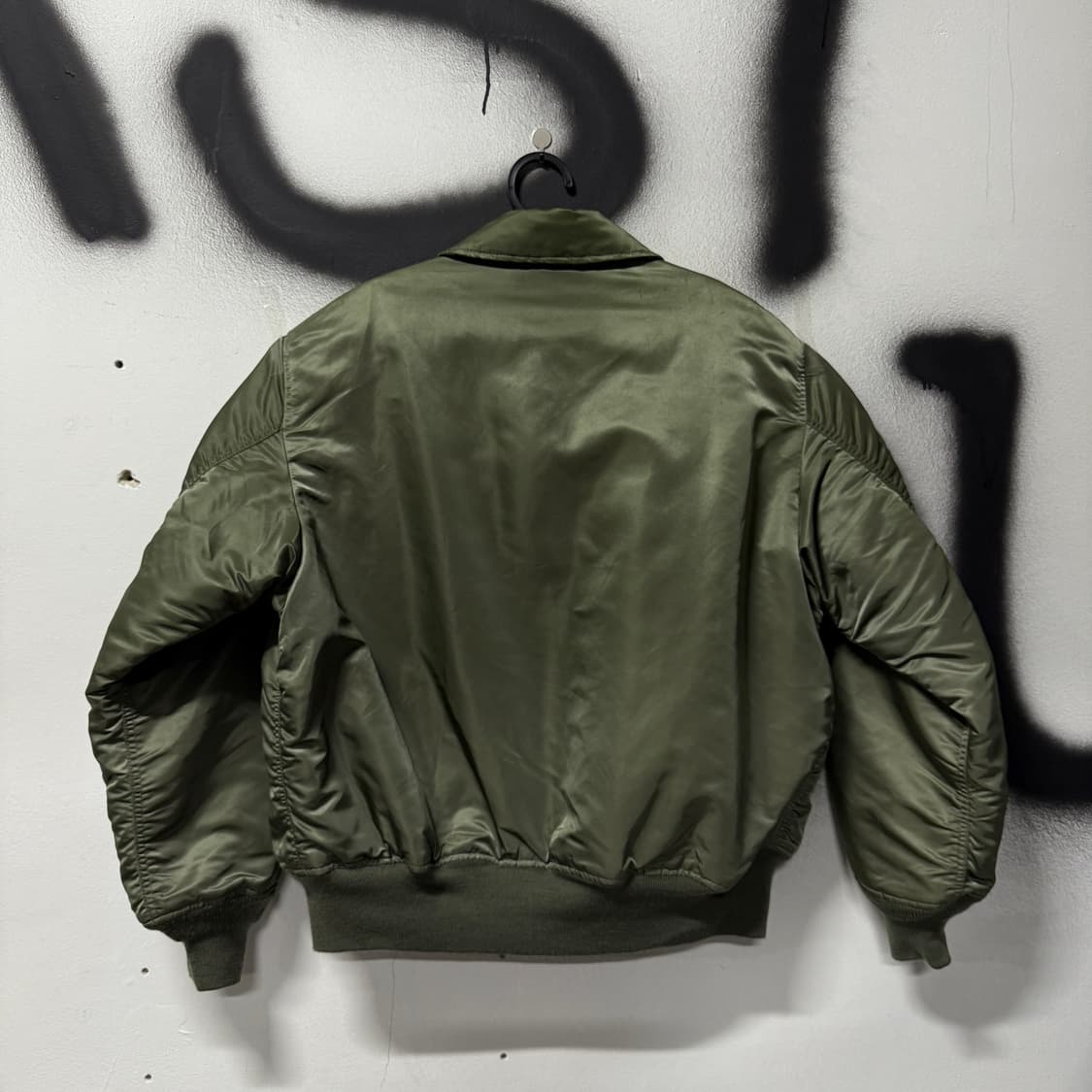 알파인더스트리 USA 00s cwu-45p 플라이트 봄버 자켓 상품이미지2