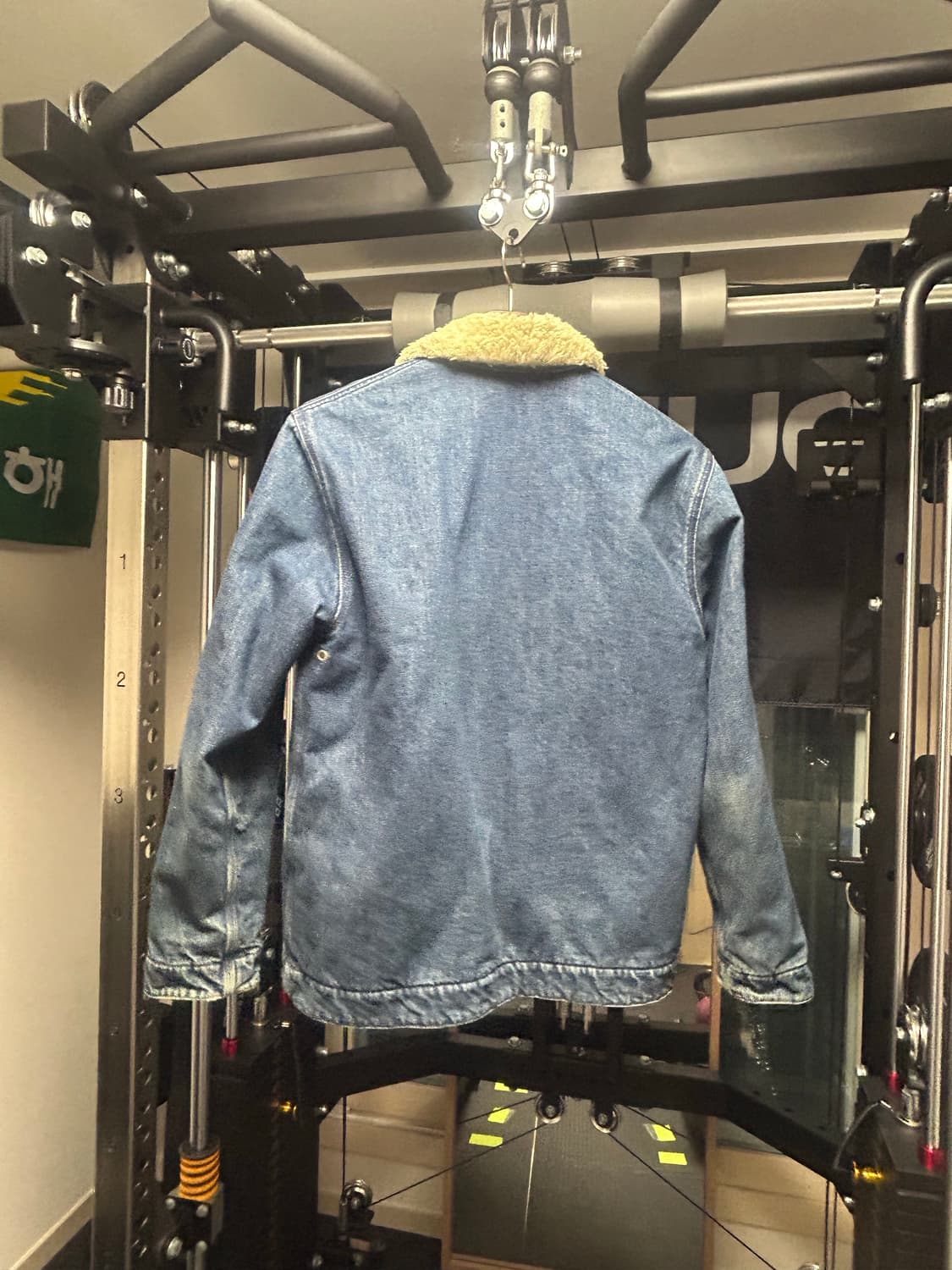 칼페쎄 브리스톨 M사이즈 팝니다 상품이미지2